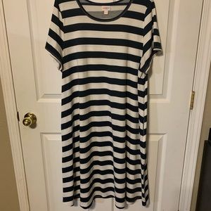 EUC 3x black & white stripe LuLaRoe Jessie dress